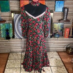 Vintage Cottagecore Poinsettia Printed Handmade Prairie Dress Size Small